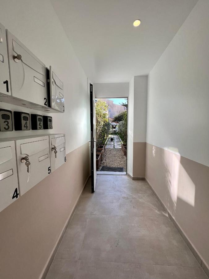 Amazing New Property In The Heart Of The Old Town Of Antibes Esterno foto