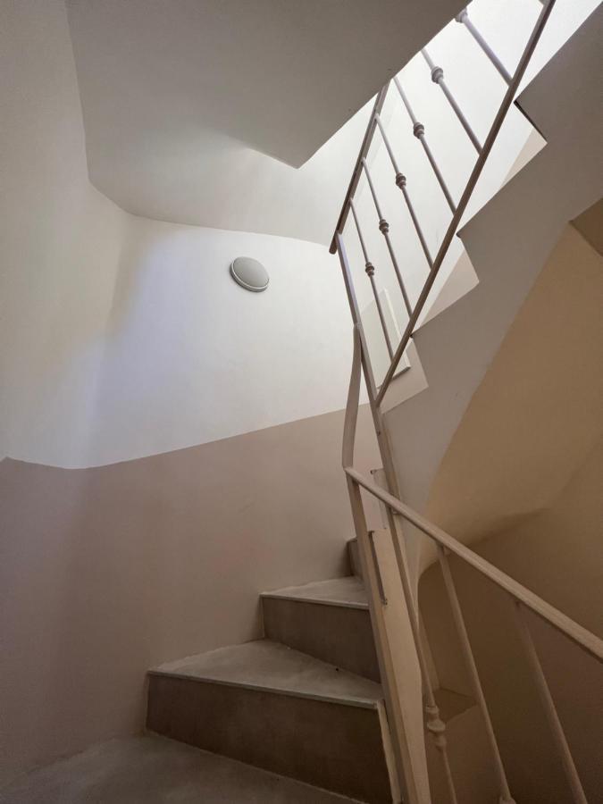 Amazing New Property In The Heart Of The Old Town Of Antibes Esterno foto