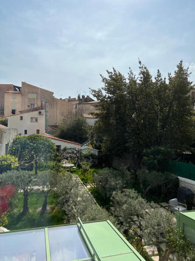 Amazing New Property In The Heart Of The Old Town Of Antibes Esterno foto